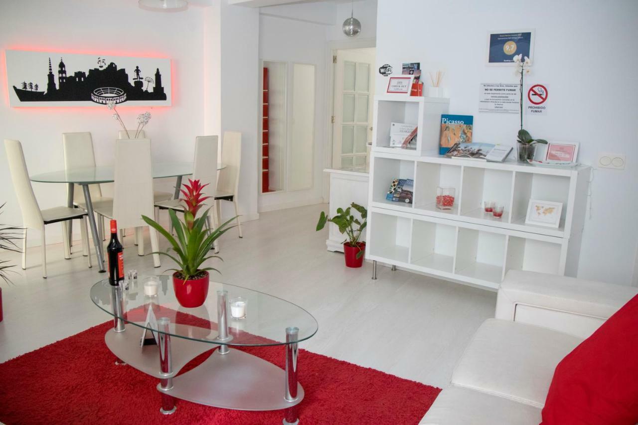 Apartamento E&R Malaga Centro- Parking Gratis Екстериор снимка